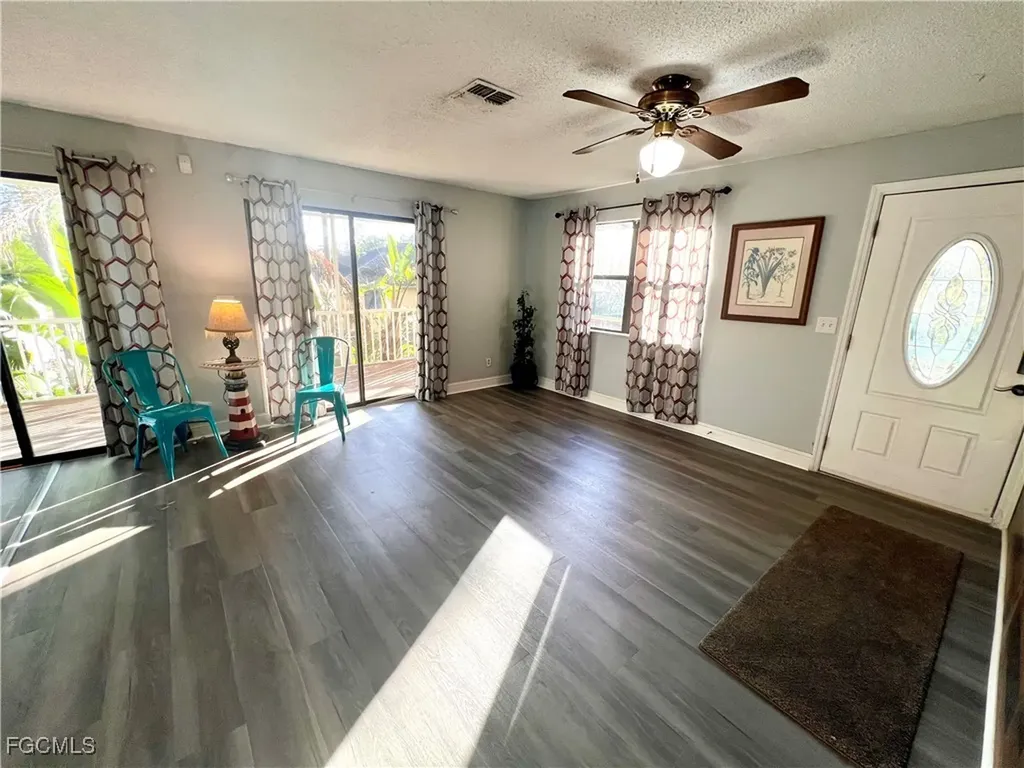 2002 Truman Avenue Alva FL 33920