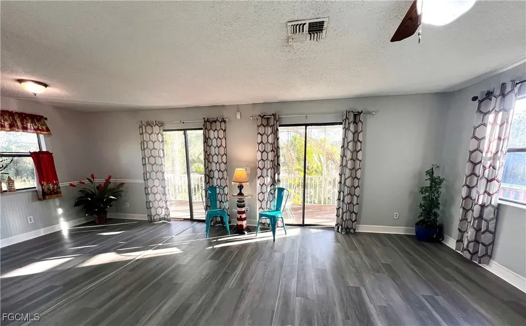 2002 Truman Avenue Alva FL 33920