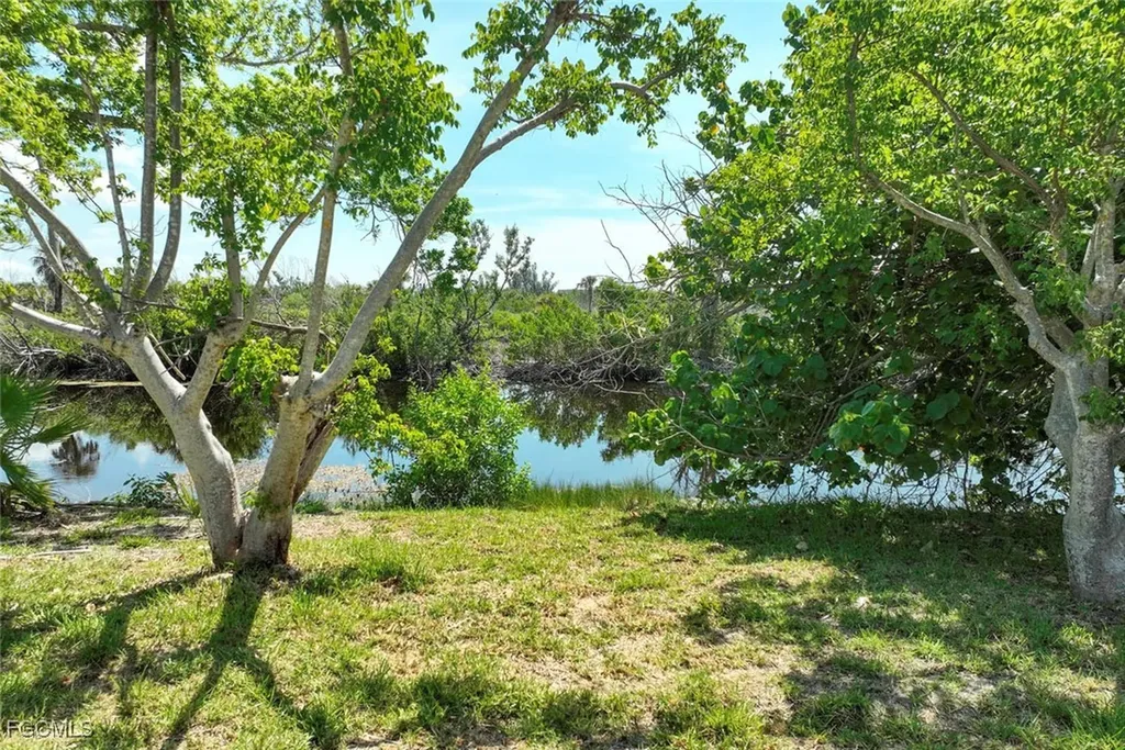 Sanibel FL 33957
