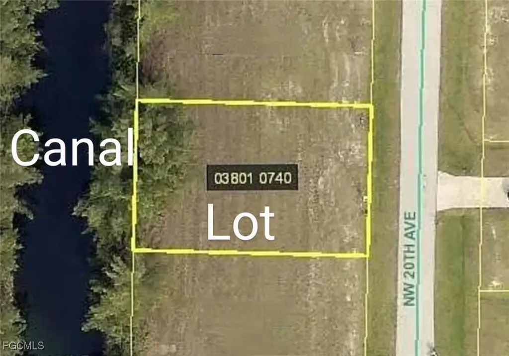 1116 20th NW Avenue Cape Coral FL 33993