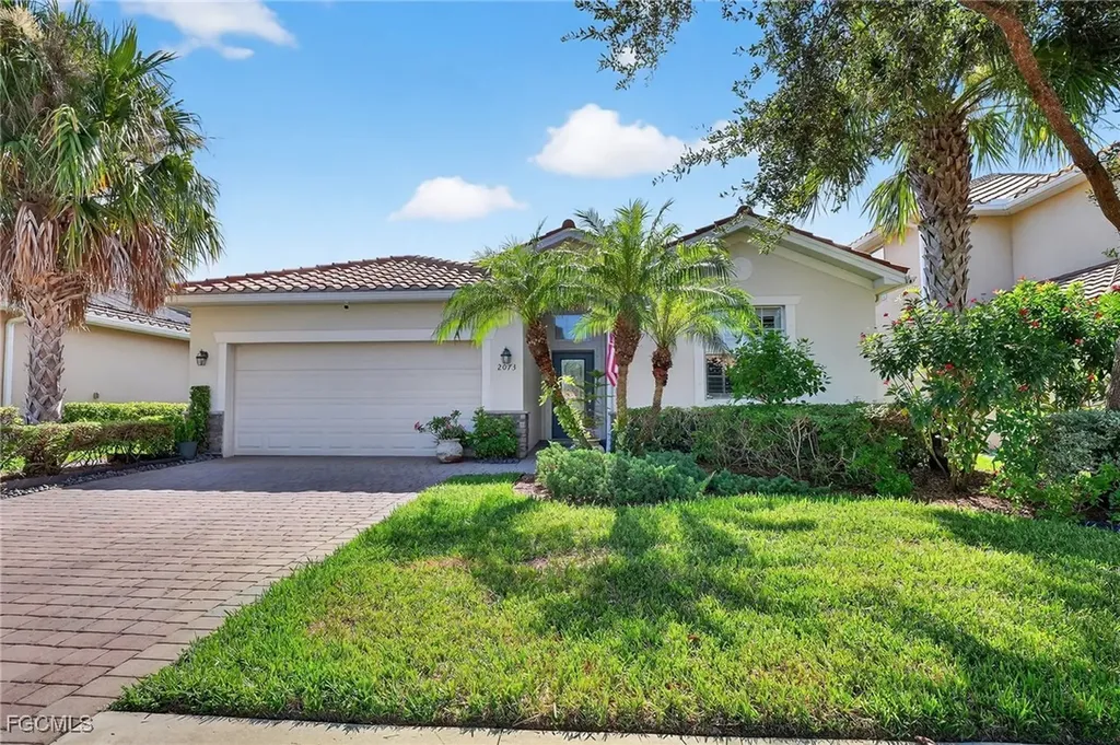 2073 Fairmont Lane Naples FL 34120