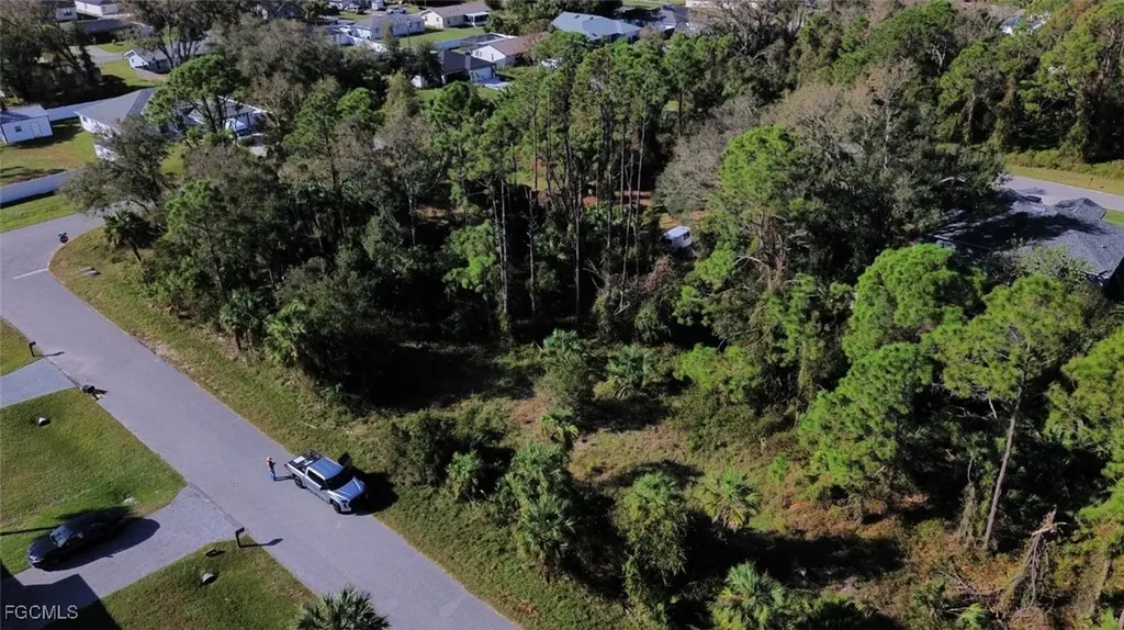 411 & 421 Lindon Street Port Charlotte FL 33954