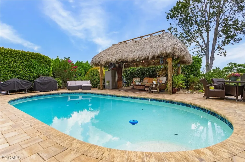 694 Astarias Circle Fort Myers FL 33919