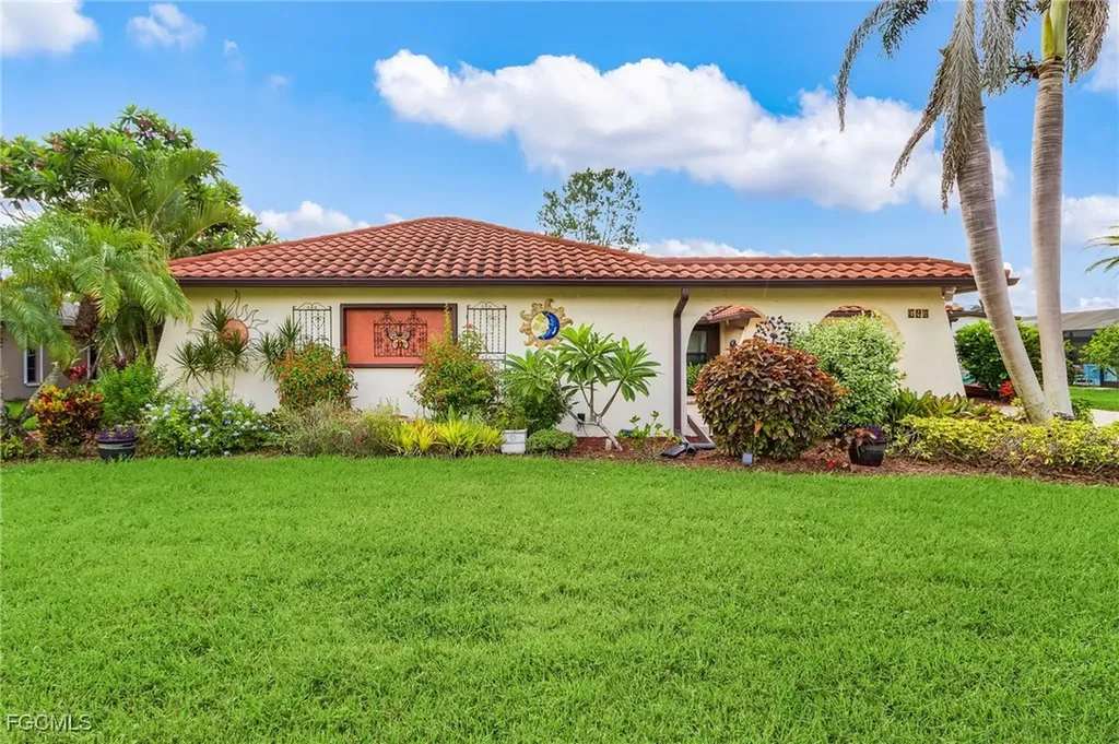 694 Astarias Circle Fort Myers FL 33919