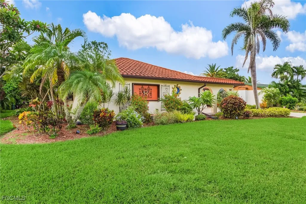 694 Astarias Circle Fort Myers FL 33919