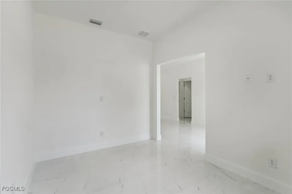 6149 Laurelwood Drive Fort Myers FL 33905