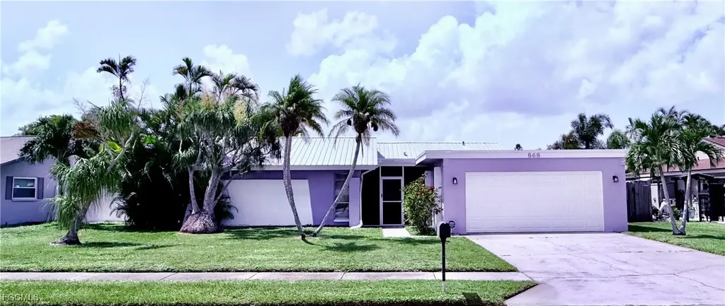 868 Bethany Court N Fort Myers FL 33919