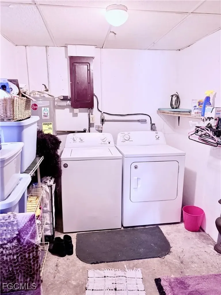 868 Bethany Court N Fort Myers FL 33919