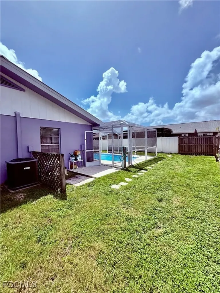 868 Bethany Court N Fort Myers FL 33919