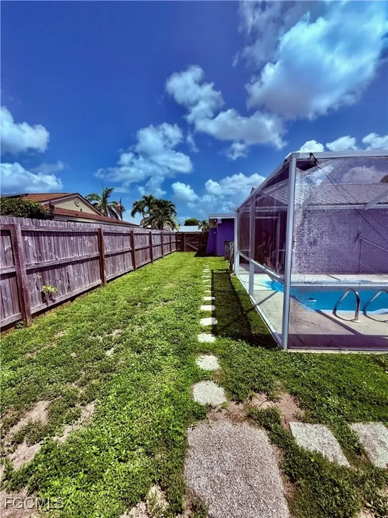 868 Bethany Court N Fort Myers FL 33919