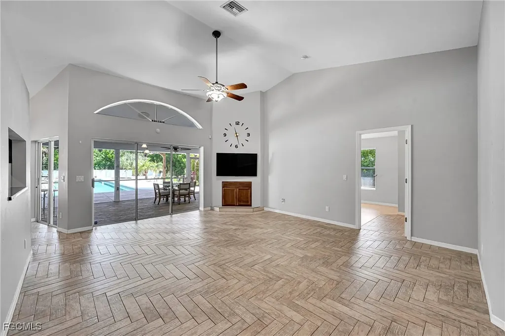 6163 Briarwood Terrace Fort Myers FL 33912