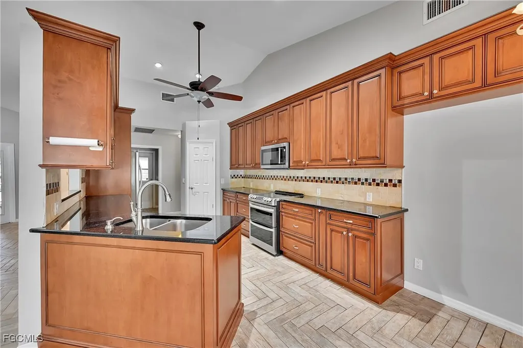 6163 Briarwood Terrace Fort Myers FL 33912