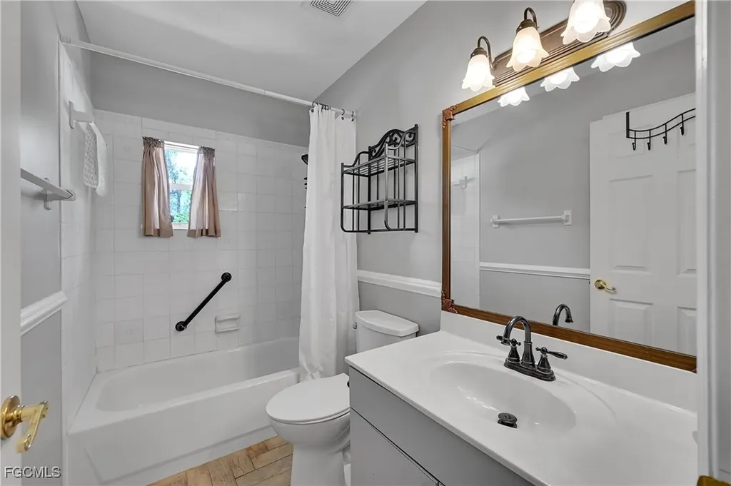 6163 Briarwood Terrace Fort Myers FL 33912