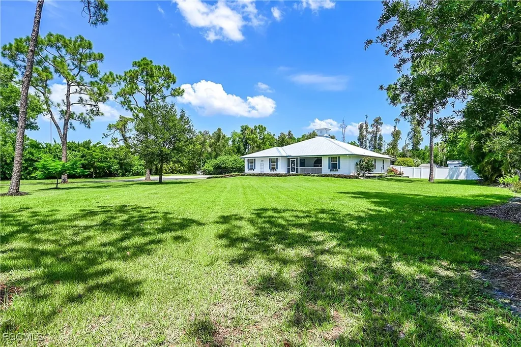 6163 Briarwood Terrace Fort Myers FL 33912