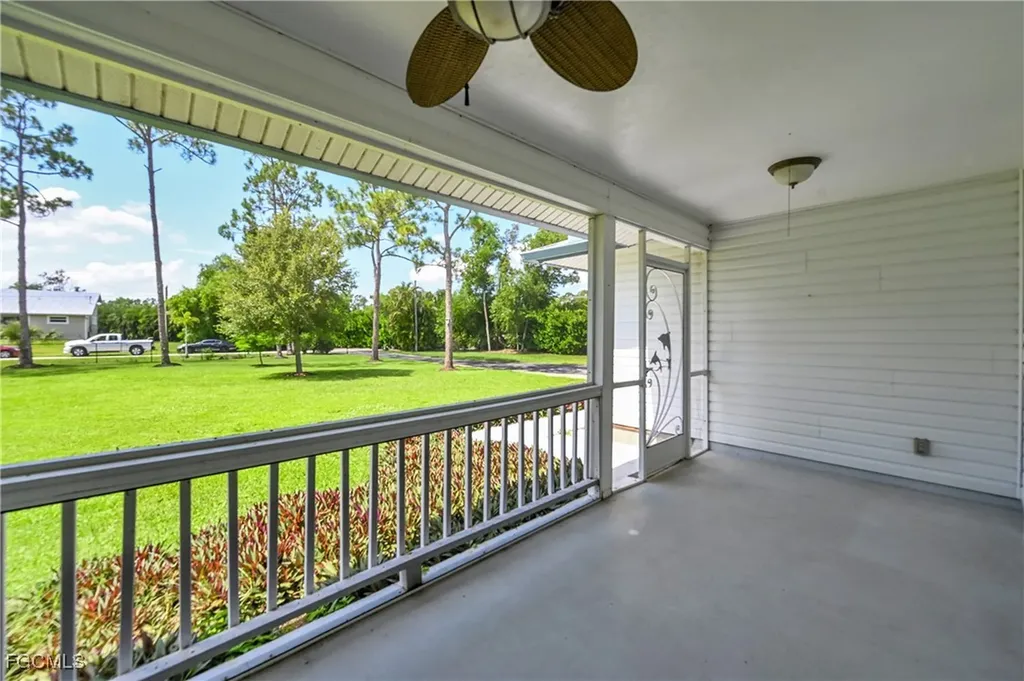 6163 Briarwood Terrace Fort Myers FL 33912