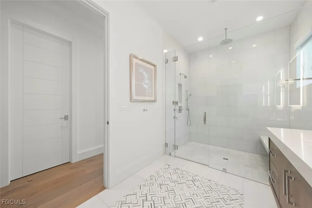 1432 2nd Avenue S Naples FL 34102