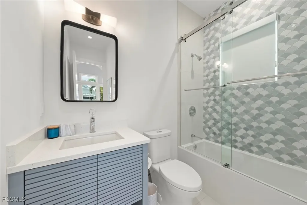 1432 2nd Avenue S Naples FL 34102