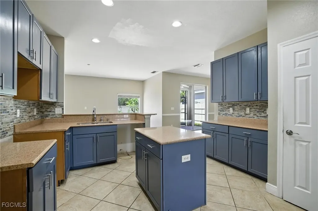 9010 Gladiolus Preserve Circle Fort Myers FL 33908