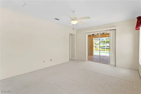 1403 SE 14th Street Cape Coral FL 33990