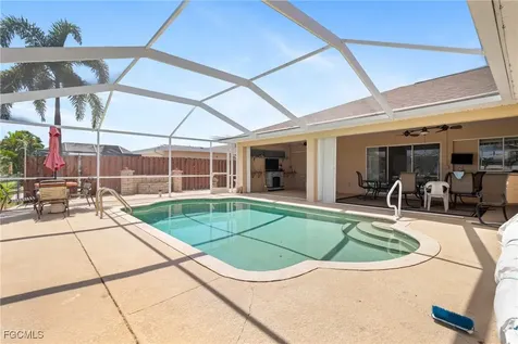 1403 SE 14th Street Cape Coral FL 33990