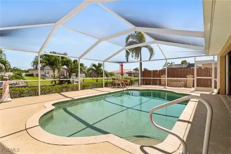 1403 SE 14th Street Cape Coral FL 33990