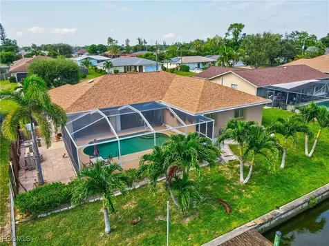 1403 SE 14th Street Cape Coral FL 33990