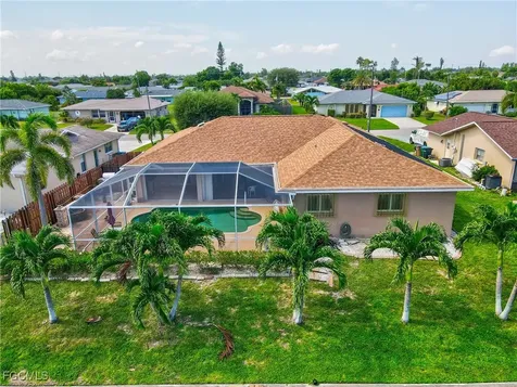 1403 SE 14th Street Cape Coral FL 33990