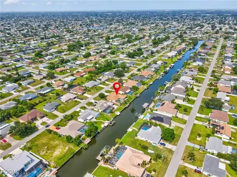 1403 SE 14th Street Cape Coral FL 33990