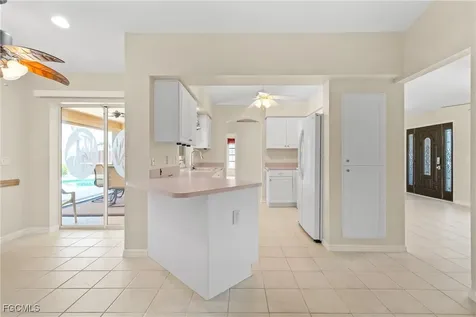 1403 SE 14th Street Cape Coral FL 33990