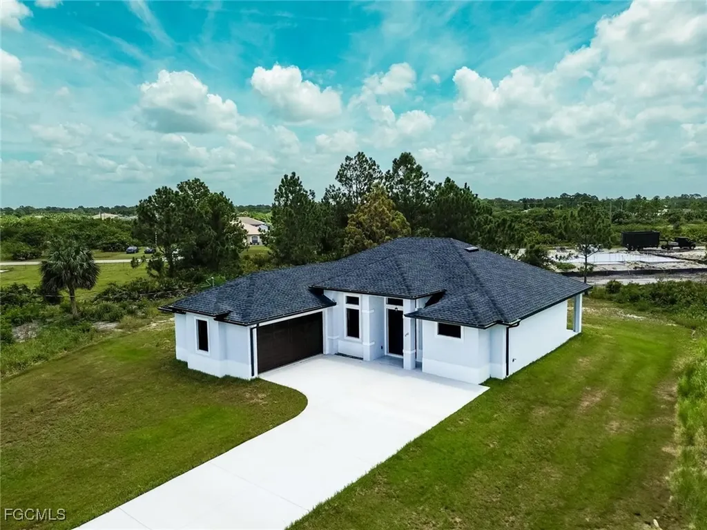 646 Camilla Street E Lehigh Acres FL 33974