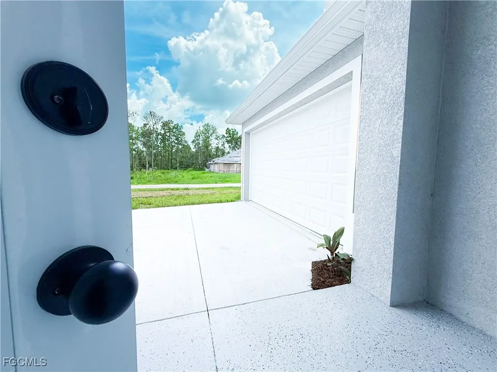 529 Knapp Street Lehigh Acres FL 33974