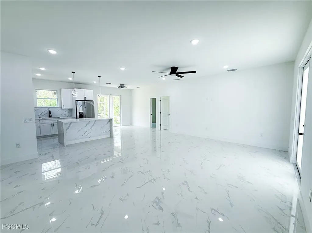 529 Knapp Street Lehigh Acres FL 33974