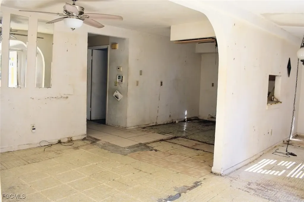 2849 Price Avenue Fort Myers FL 33916