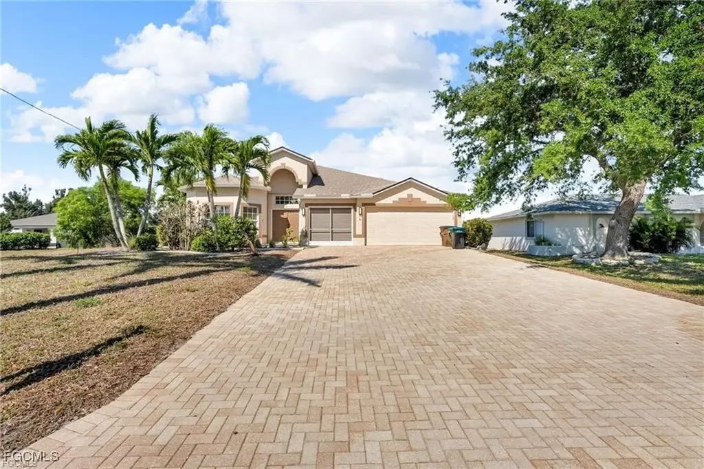 106 SW 33rd Avenue Cape Coral FL 33991