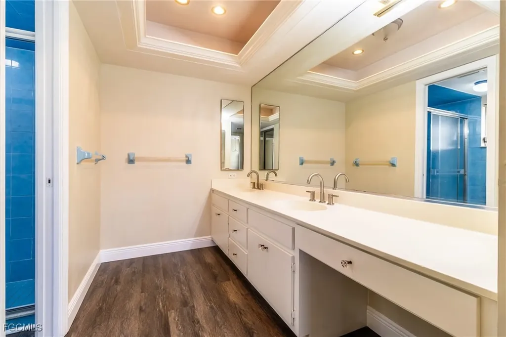 2523 SE 24th Place Cape Coral FL 33904