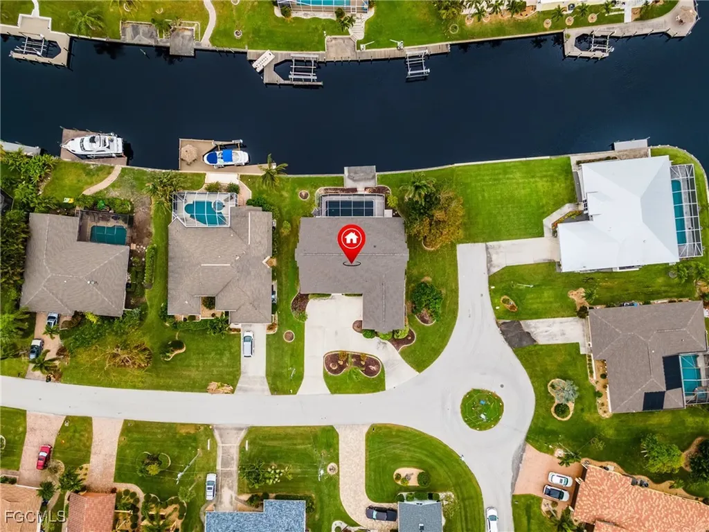 2523 SE 24th Place Cape Coral FL 33904