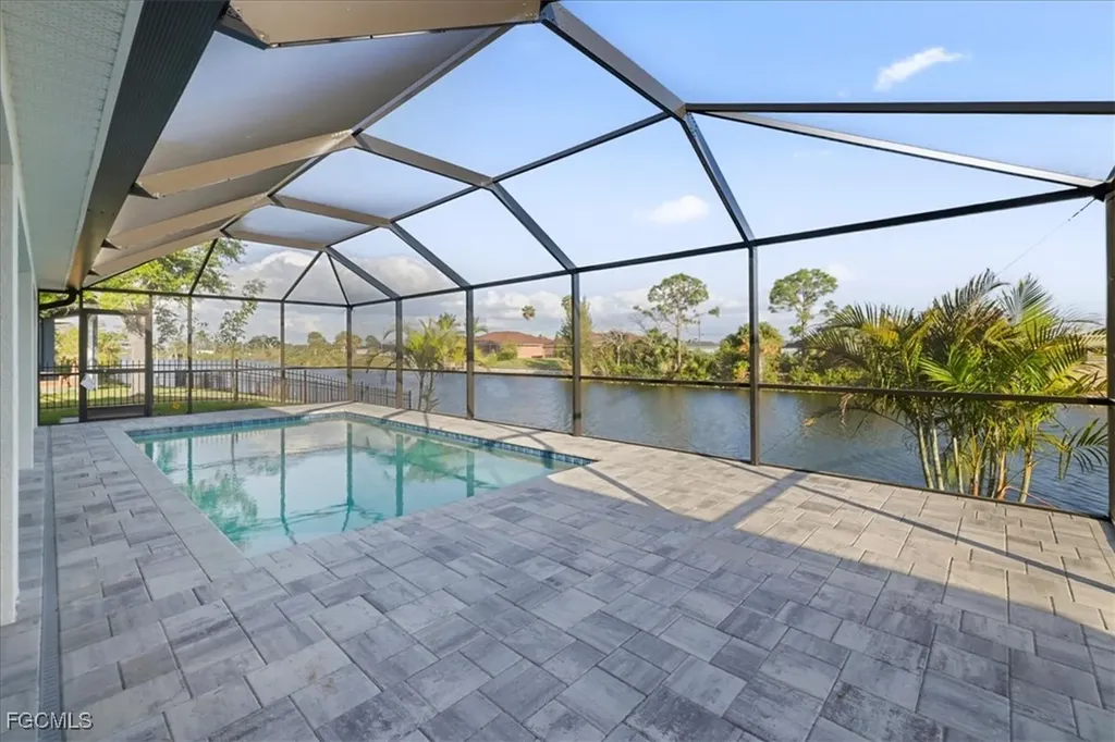 1258 NE 40th Street Cape Coral FL 33909