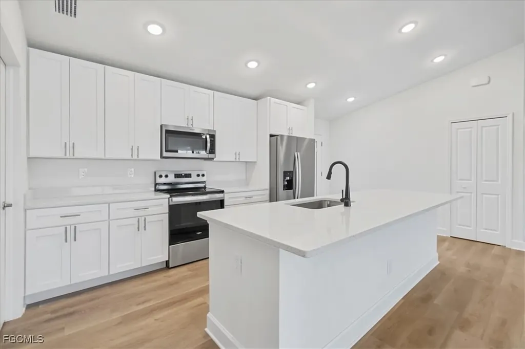 1258 NE 40th Street Cape Coral FL 33909