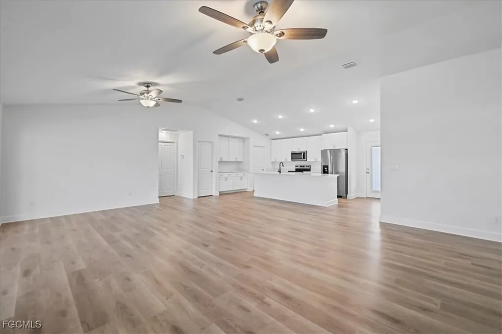 1258 NE 40th Street Cape Coral FL 33909