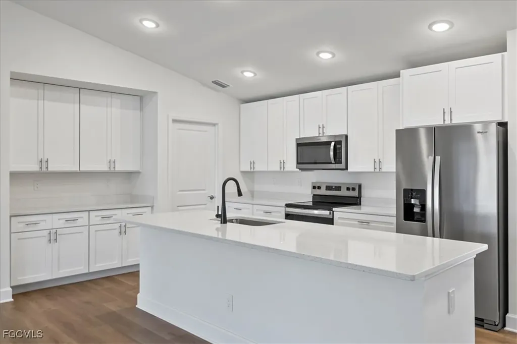 1258 NE 40th Street Cape Coral FL 33909