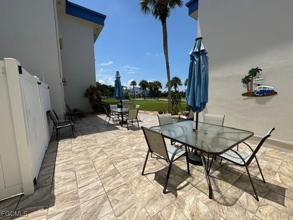 1828 Pine Valley Drive Fort Myers FL 33907