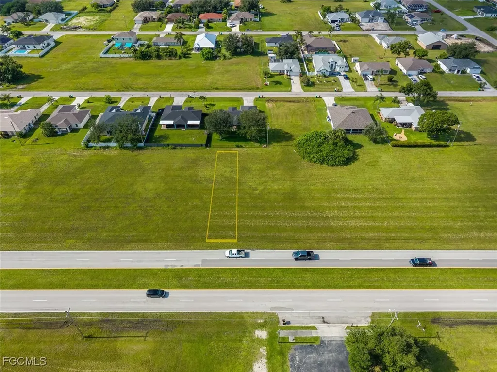 2142 Diplomat Parkway E Cape Coral FL 33909