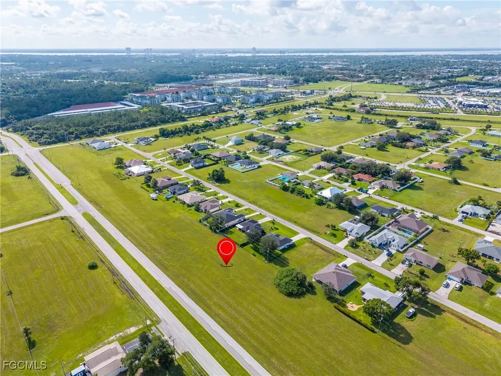 2142 Diplomat Parkway E Cape Coral FL 33909