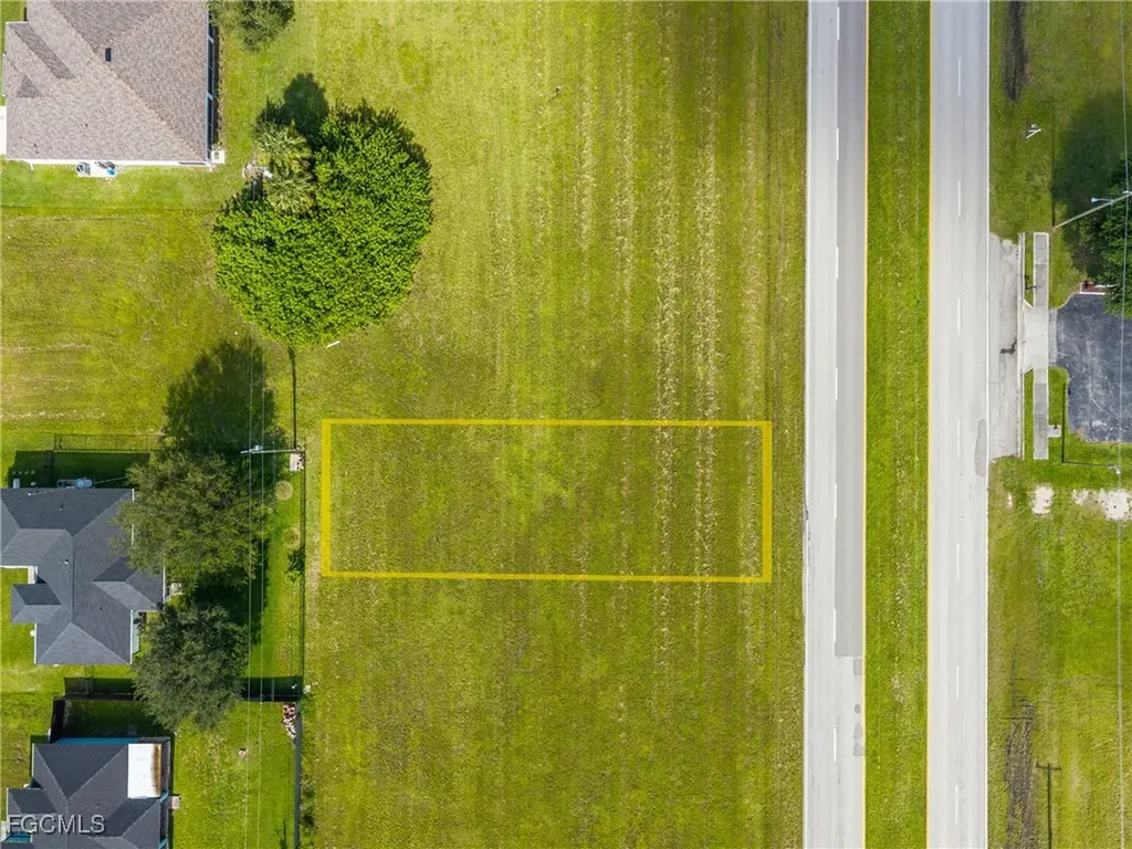 2138 Diplomat Parkway E Cape Coral FL 33909