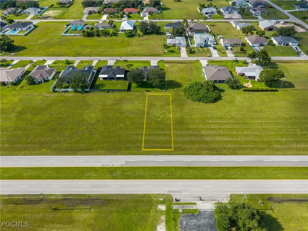 2138 Diplomat Parkway E Cape Coral FL 33909