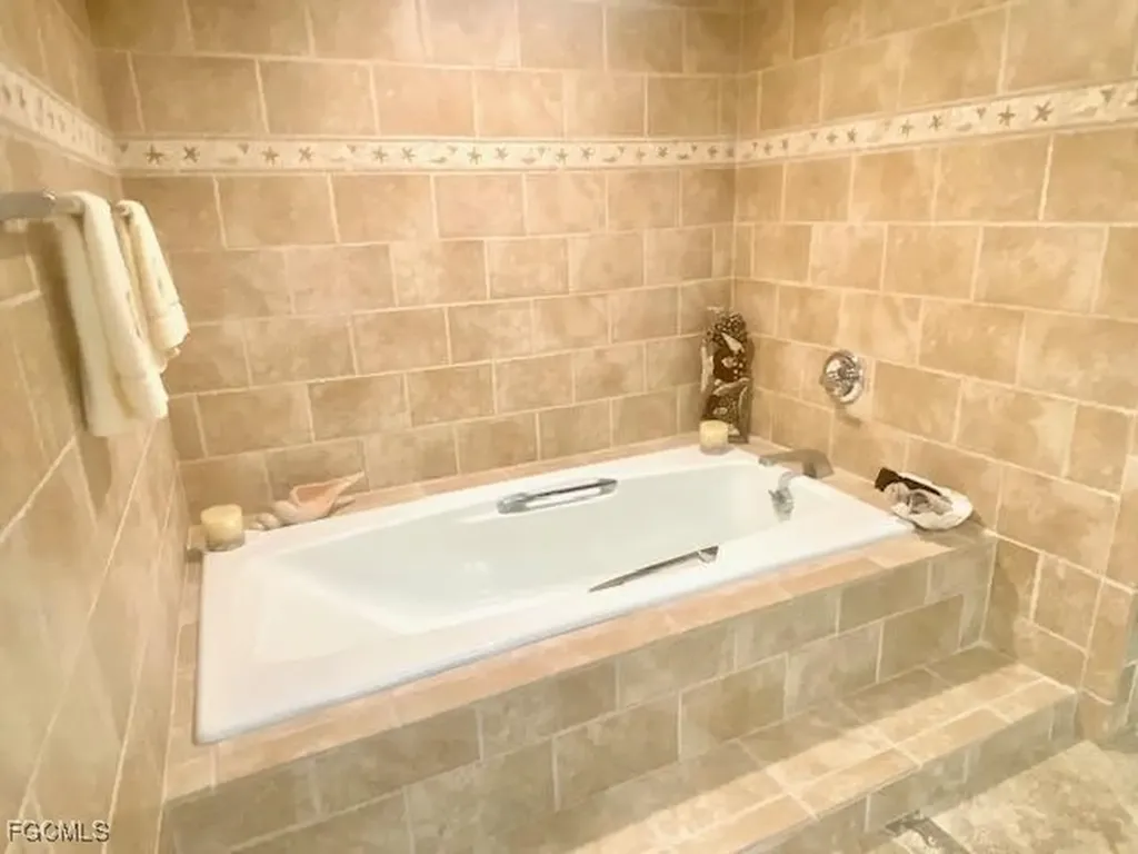 5260 S Landings Drive Fort Myers FL 33919
