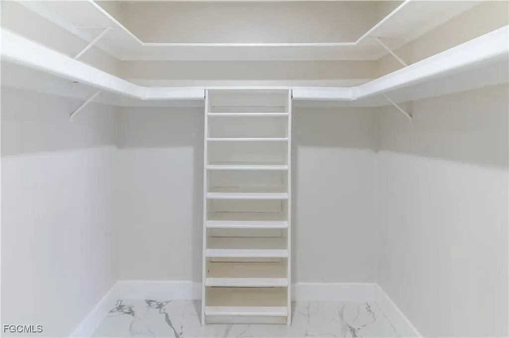 3405 SE 16th Place Cape Coral FL 33904