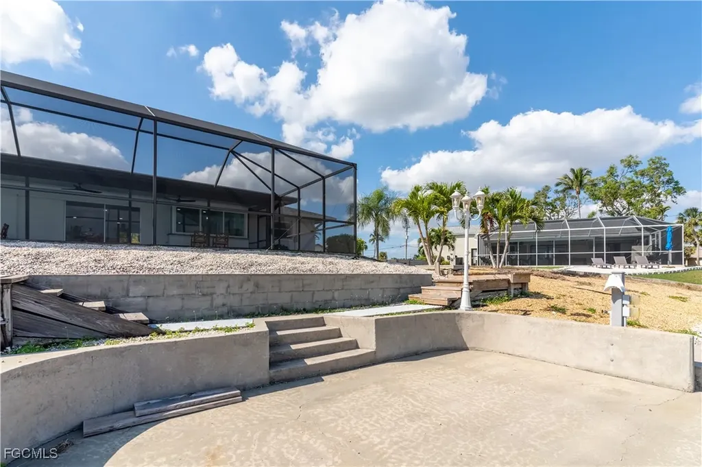 3405 SE 16th Place Cape Coral FL 33904