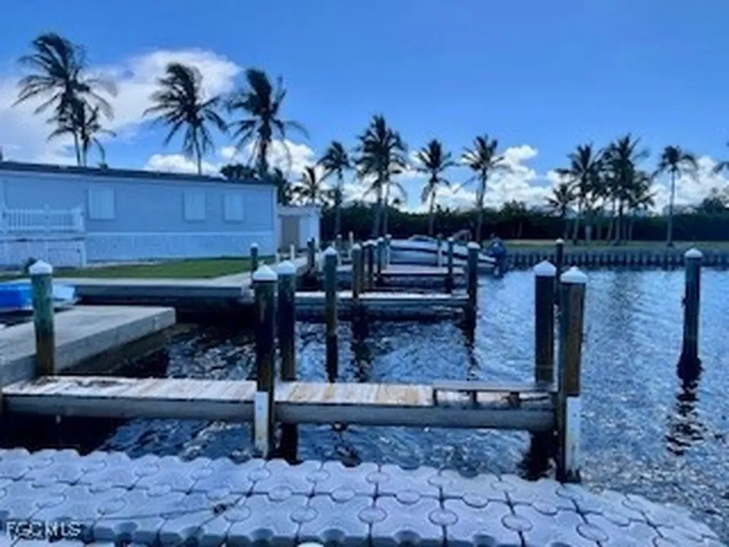 16988 Captains Drive Bokeelia FL 33922