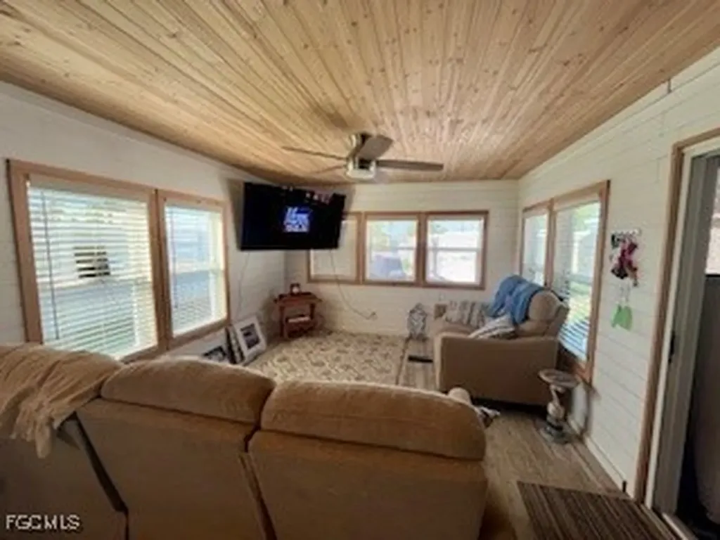 16988 Captains Drive Bokeelia FL 33922